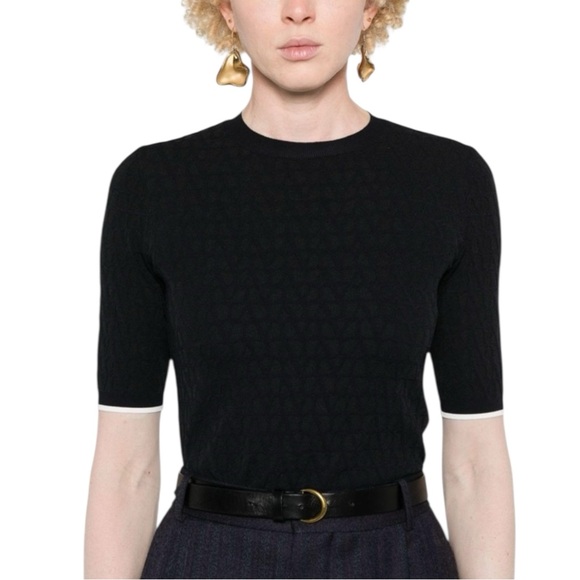 Valentino Garavani
Toile Iconographe Stretched Viscose Sweater Size S - Picture 2 of 8